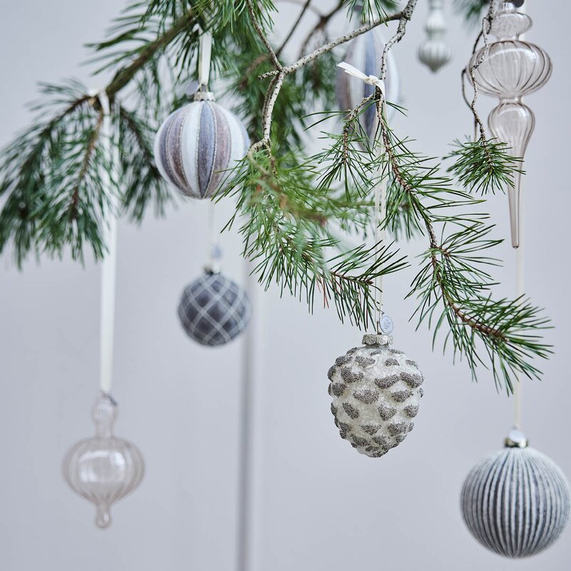 Lene Bjerre Nomillia juledekorasjon 8 cm benhvit/brun/blå