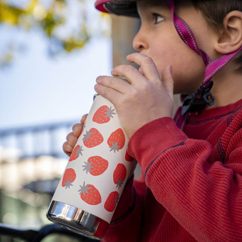 Klean Kanteen TKWide termokopp 35 cl med skrulokk Strawberries