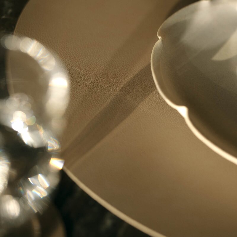 LIND DNA Circle Nupo spisebrikke 38 cm Clay Brown