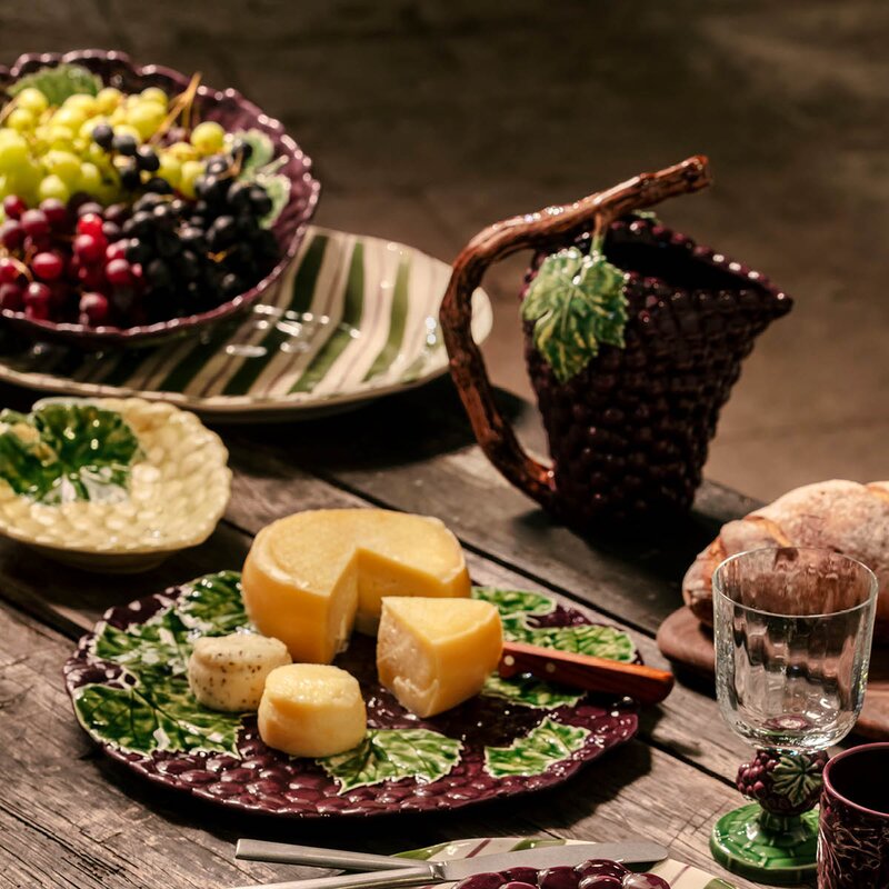Bordallo Pinheiro Grapes mugge 1,6L lilla