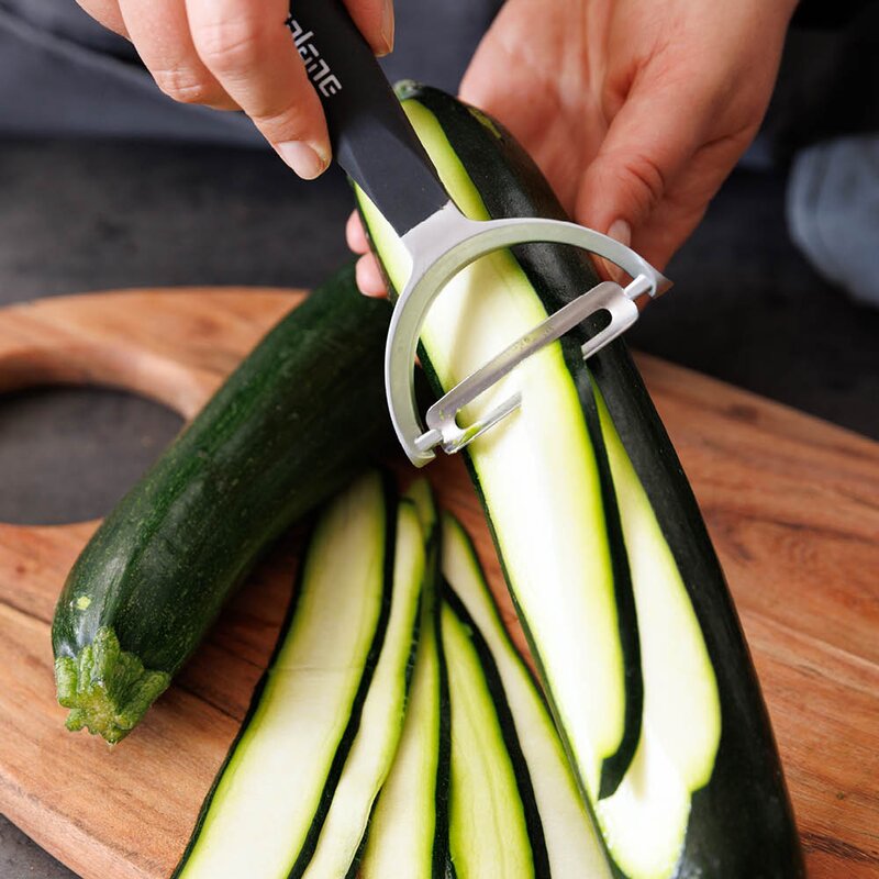 Microplane Professional Y-skreller rett svart