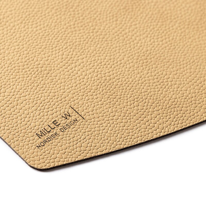 MiLLE W NORDISK DESIGN Ellips bordbrikke 45x35 cm beige