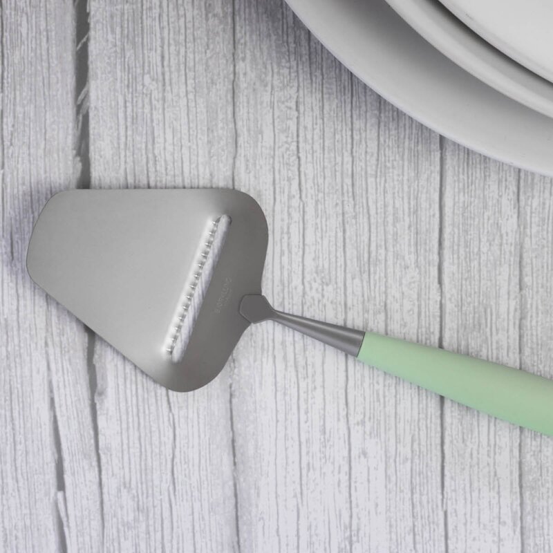 Bjørklund Ostehøvel med riller 27,5 cm skumgrønn