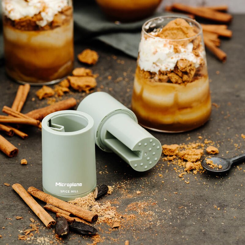 Microplane Spice Mill krydderkvern 12 cm sage green