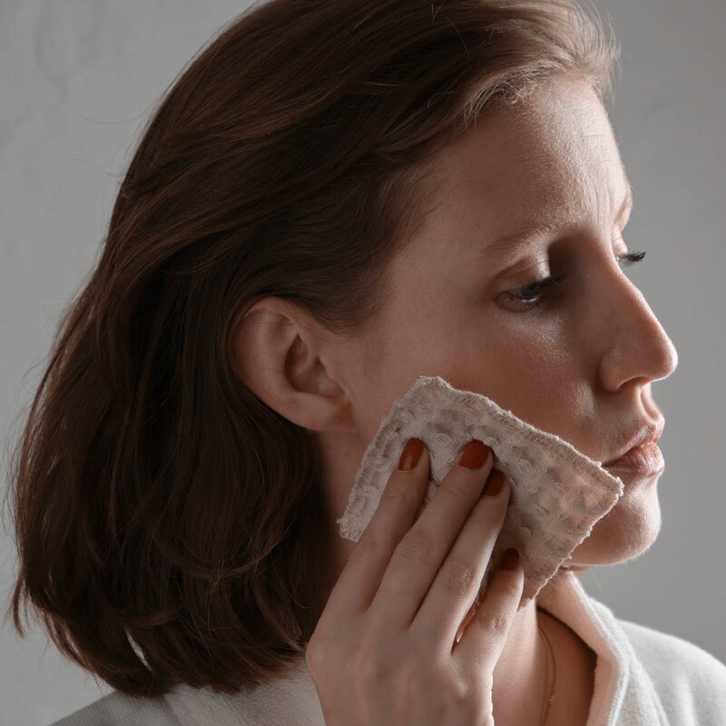 The Organic Company Big Waffle vaskbare sminkefjernepads 8x8 cm 4 stk stone 