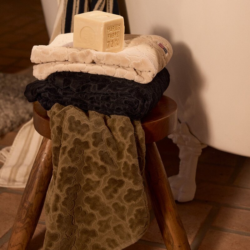 Lexington Velour Jacquard bladmønstret håndkle 70x130 cm oliven