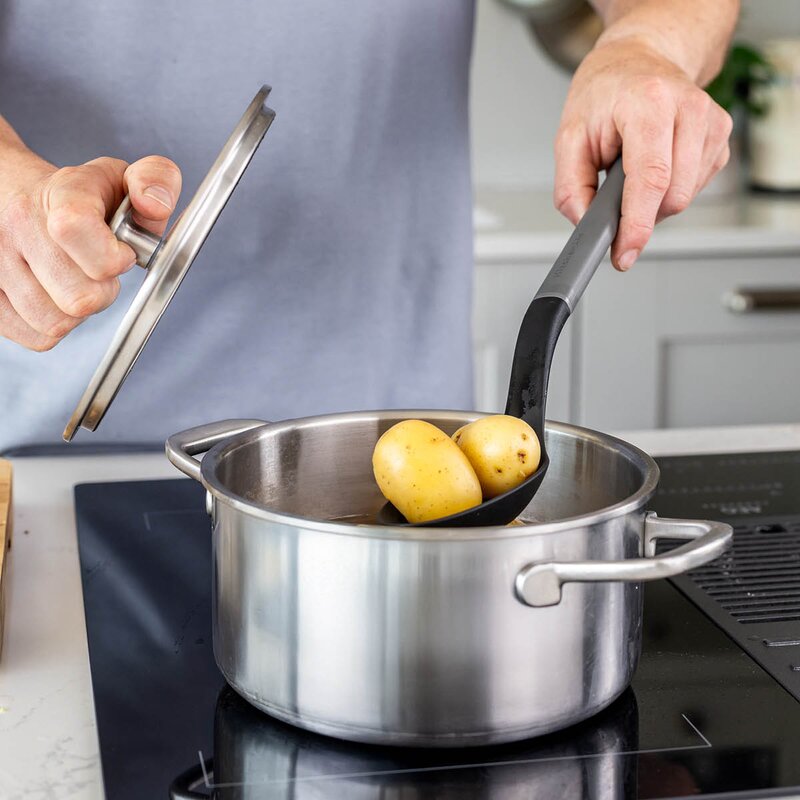 KitchenAid Classic hullsleiv 34 cm charcoal grey