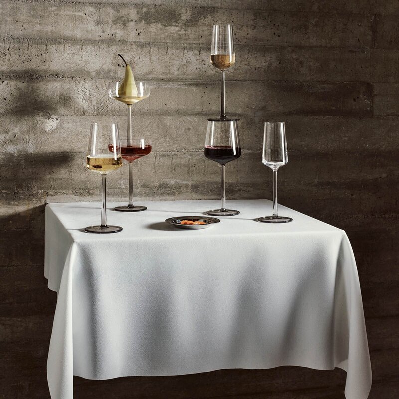 iittala Essence hvitvinsglass 33 cl 2 stk lin
