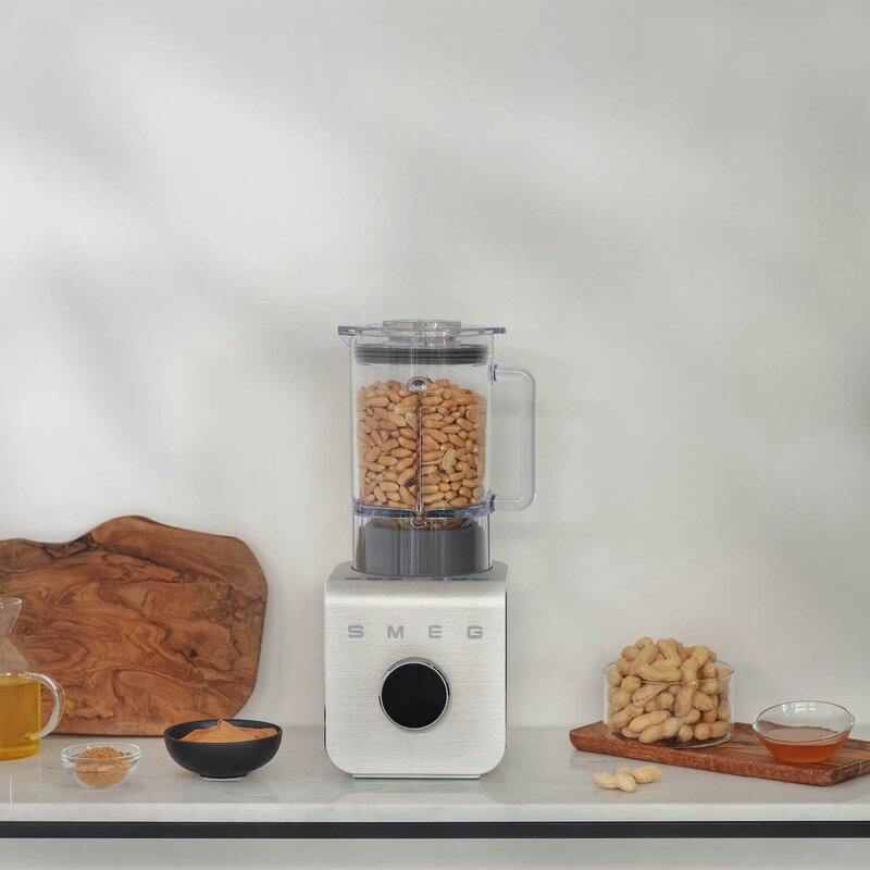 SMEG High-Performance blender BLC02 1,5L hvit matt