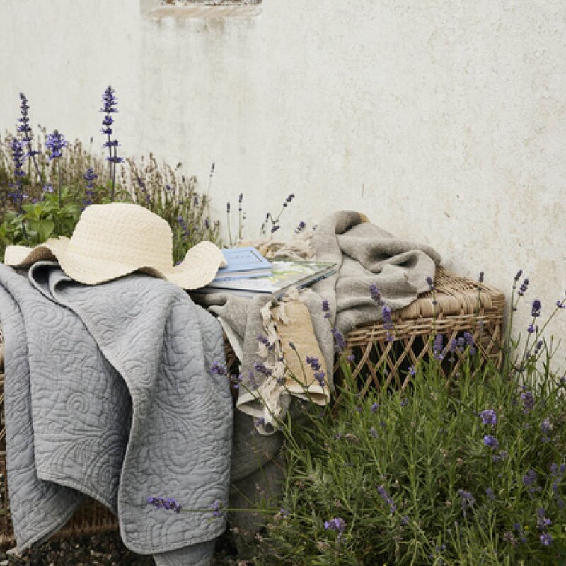 Lene Bjerre Isabelle pledd 170x130 cm salviegrønn