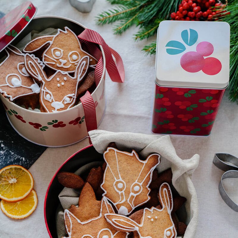 Blafre Tyttebær metallboks 10x10x16 cm rød