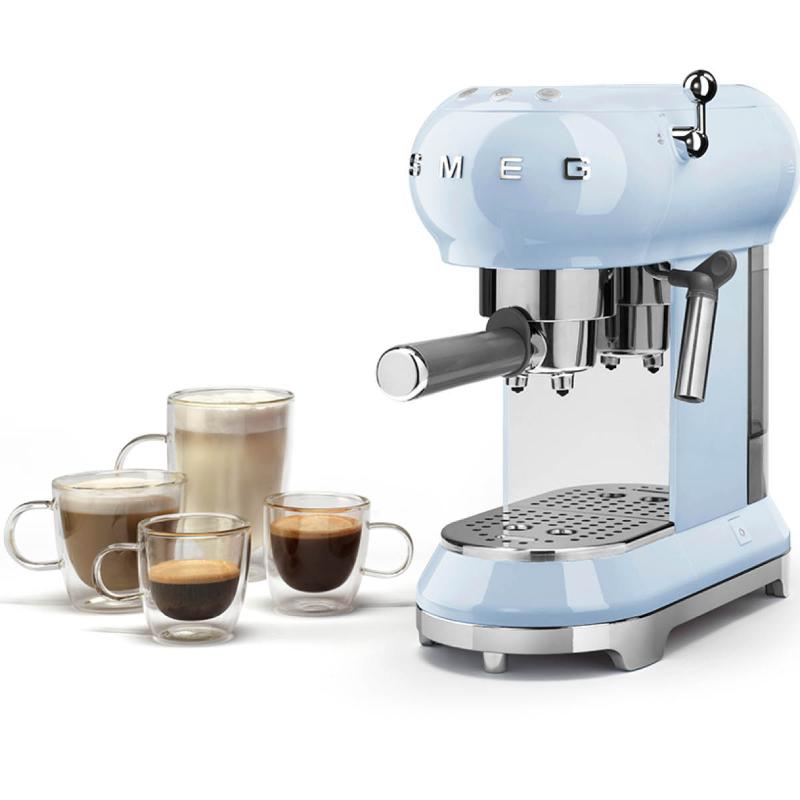 SMEG Espressomaskin ECF01 15 bar pastellblå
