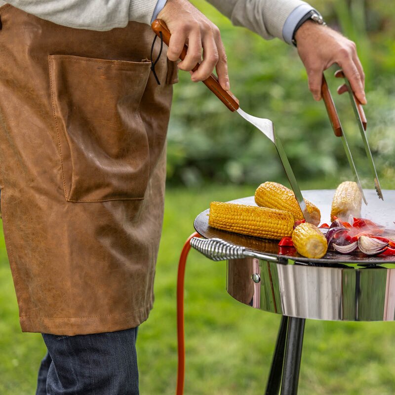 Hällmark of Sweden Grillforkle i kunstlær 72x86 cm