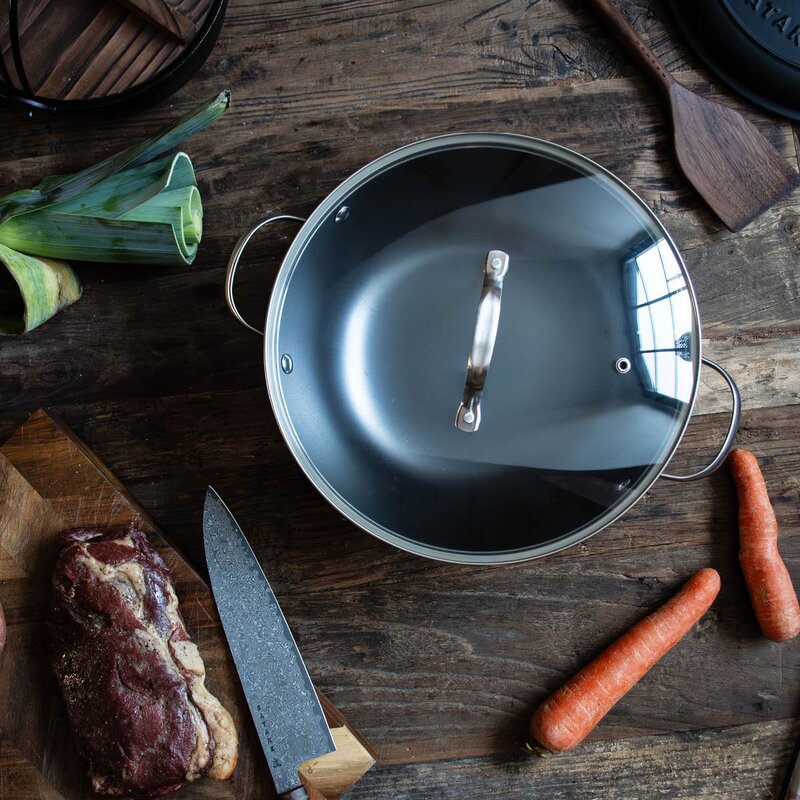 Satake Pure Pan traktørpanne 28 cm støpejern nitrering