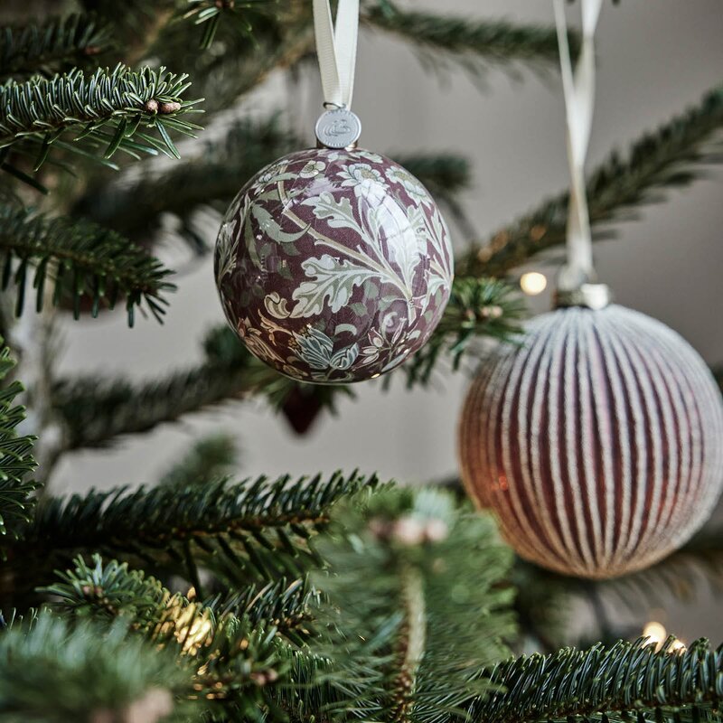 Lene Bjerre Herle juledekorasjon 8 cm mørkerød