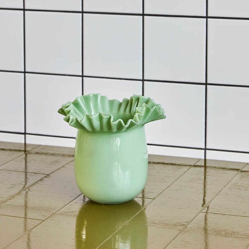 House Doctor Flee vase i glass 20 cm grønn