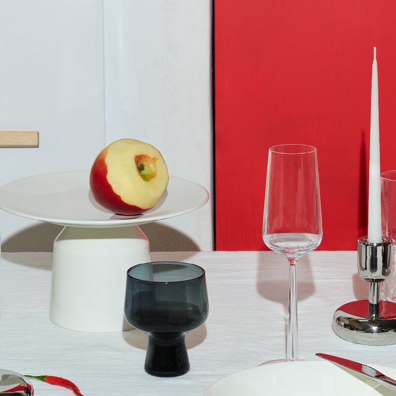 iittala Solare høyt serveringsfat 24x14 cm hvit