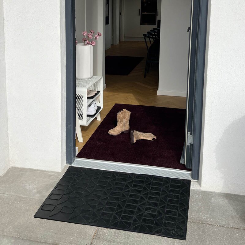 Tica Copenhagen Unicolor gulvmatte 130x90 cm bordeaux