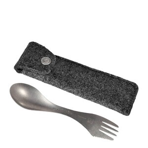 Light My Fire Swedish Spork Kit turbestikk med etui titan