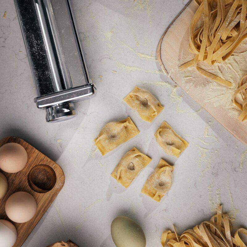 Ankarsrum Assistent Original AKM6230SY kjøkkenmaskin sunbeam yellow