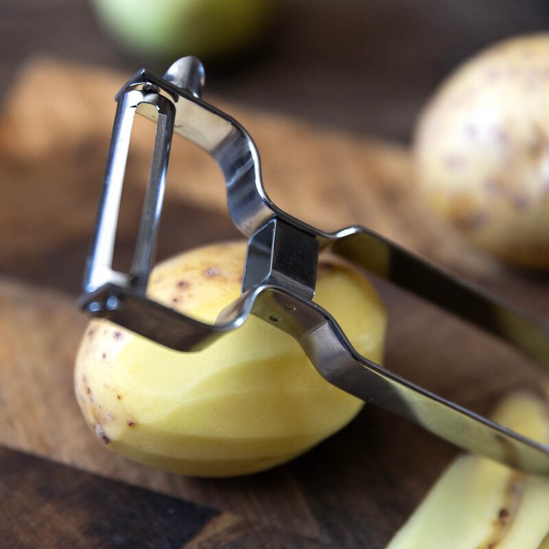 Satake Skreller 13 cm stål