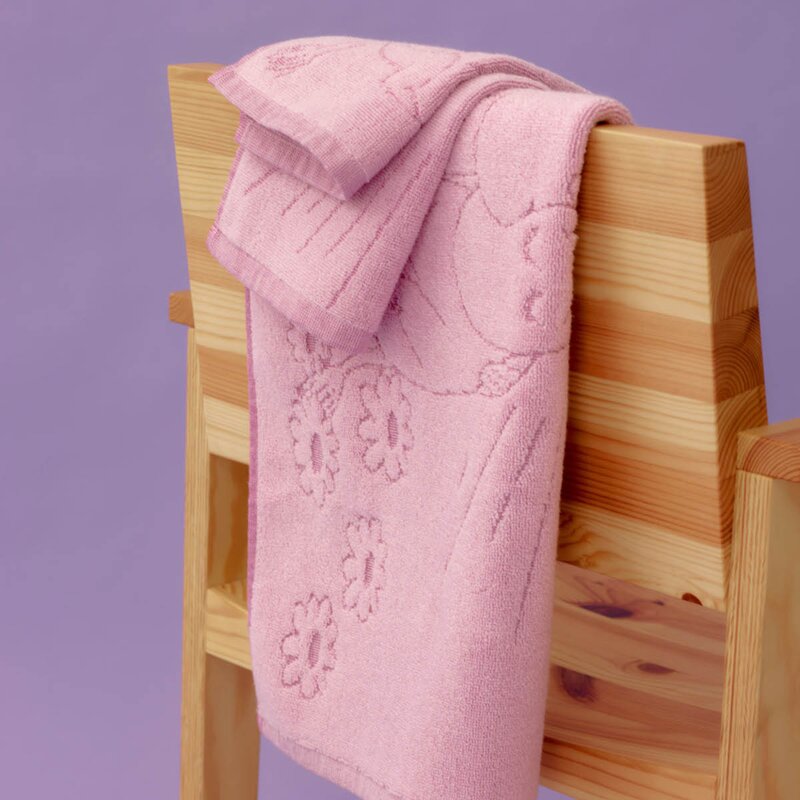 MoominArabia Mummi badehåndkle 70x140 cm Kjærester rosa