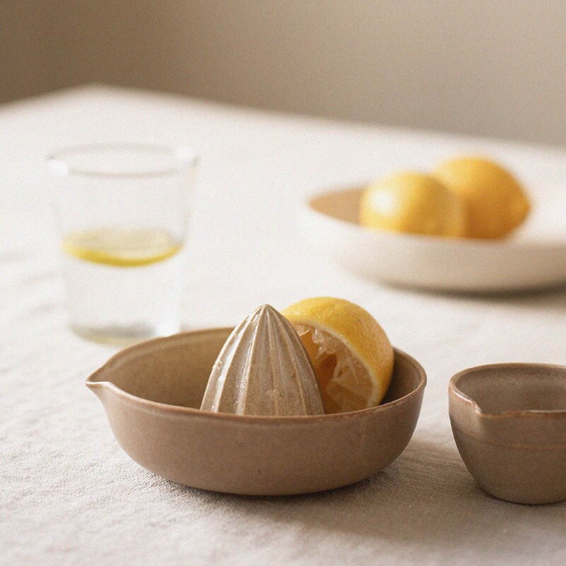 Tell Me More Palermo sitruspresse steintøy 14 cm sand