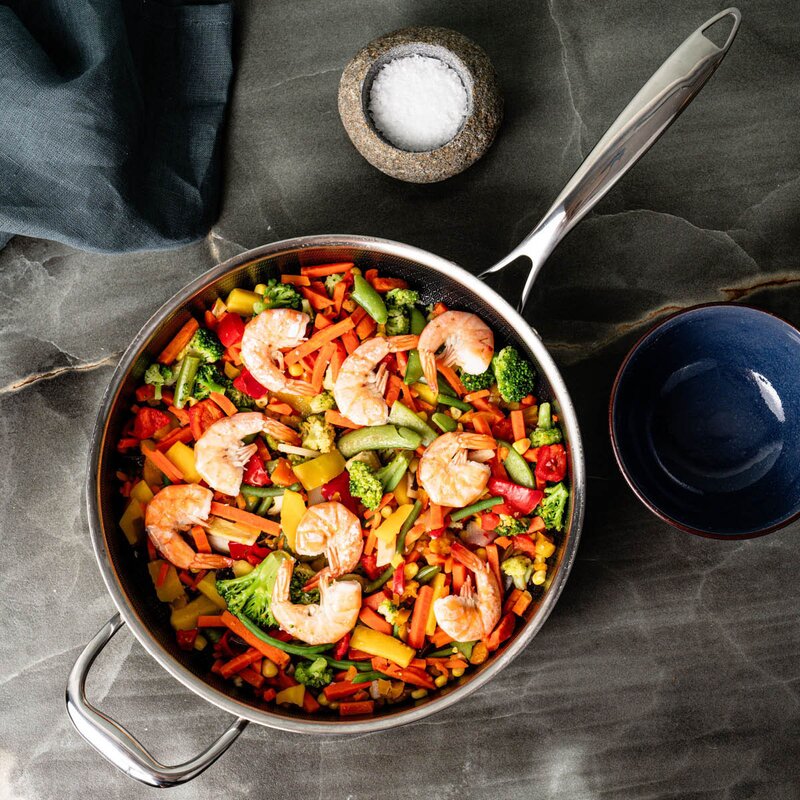 Gladkokken Hybrid sautépanne med lokk 28