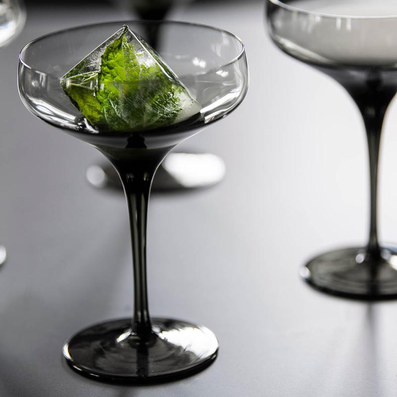 Magnor Noir cocktailglass 55 cl svart