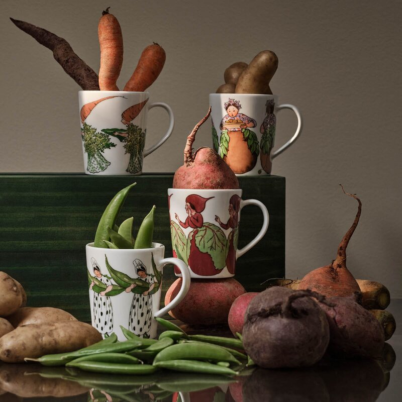 Design House Stockholm Elsa Beskow krus m/håndtak 28 cl Mrs Broad Bean