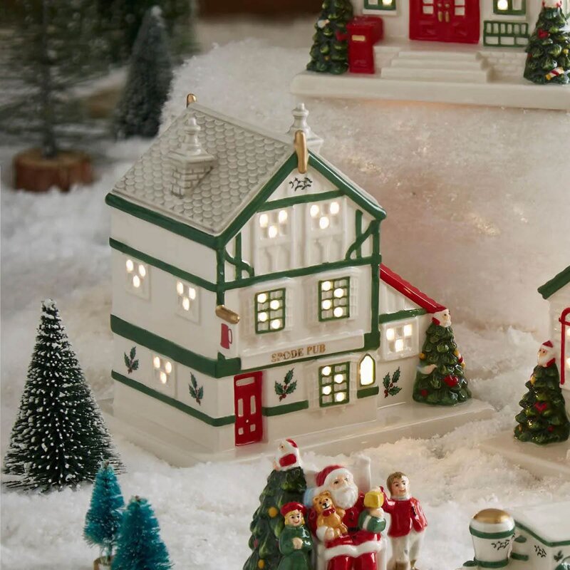 Spode Christmas Tree pub LED lykt 14x13,7x10,3 cm