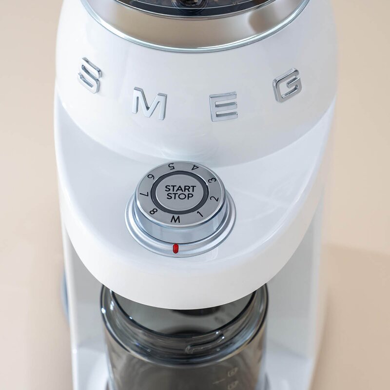 SMEG Kaffekvern CGF03 240g 150 W hvit