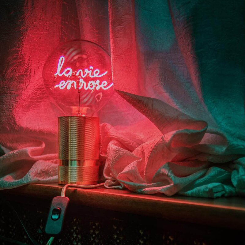 Elements Lighting MITB lyspære LED 17 cm La Vie En Rose rød