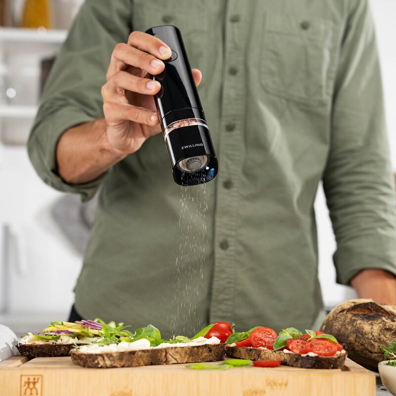 Zwilling Enfinigy elektisk salt-og pepperkvern 21,3 cm svart