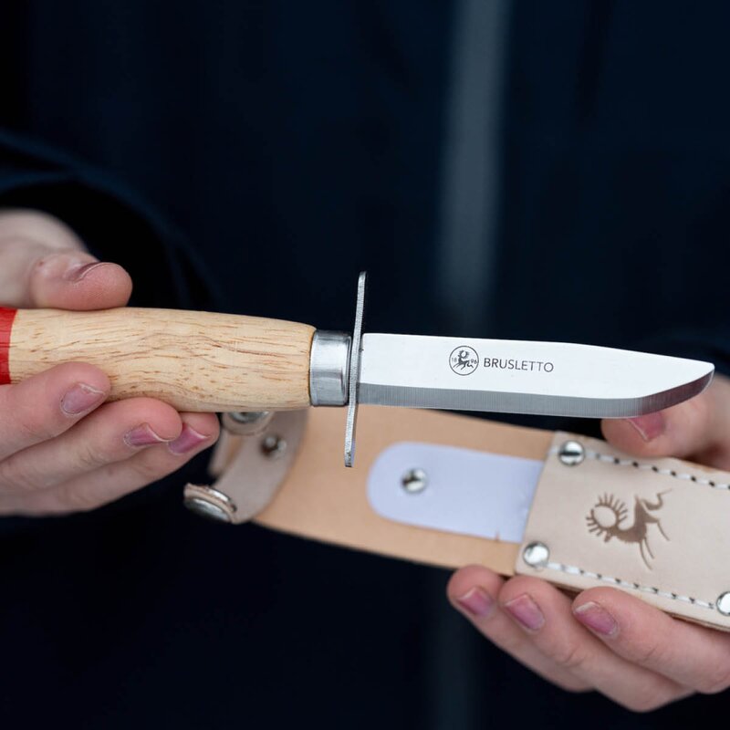 Brusletto Speiderkniv butt tupp 18,5 cm tre/rød