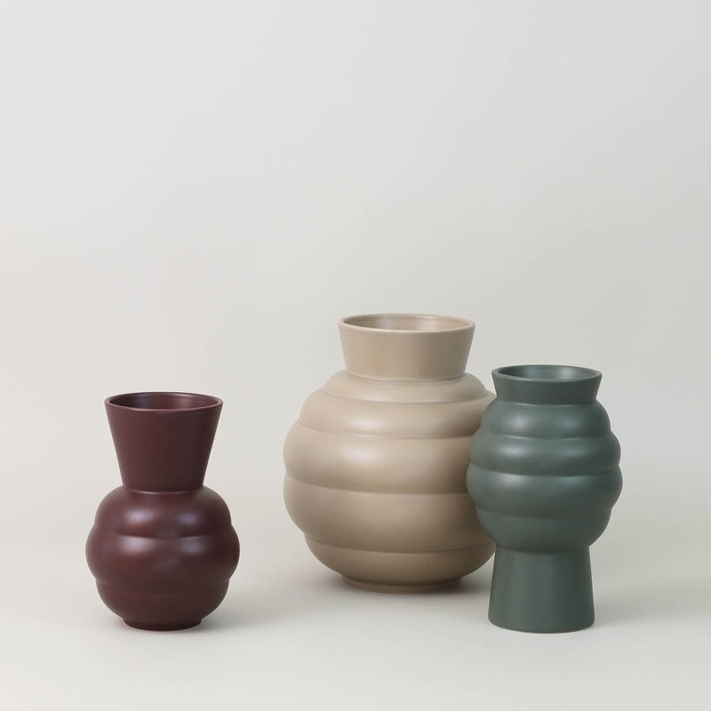 Knabstrup Keramik Tortus Archie vase No3 26,5 cm dark sand