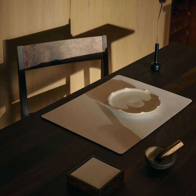 LIND DNA Square Nupo spisebrikke 35x45 cm Pure White