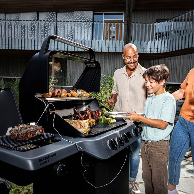 Rösle BlazeFlame Master 3 gassgrill 24100W svart