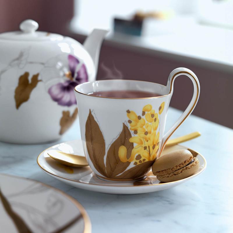 Royal Copenhagen Flora høyhankskopp og skål 27 cl gullregn