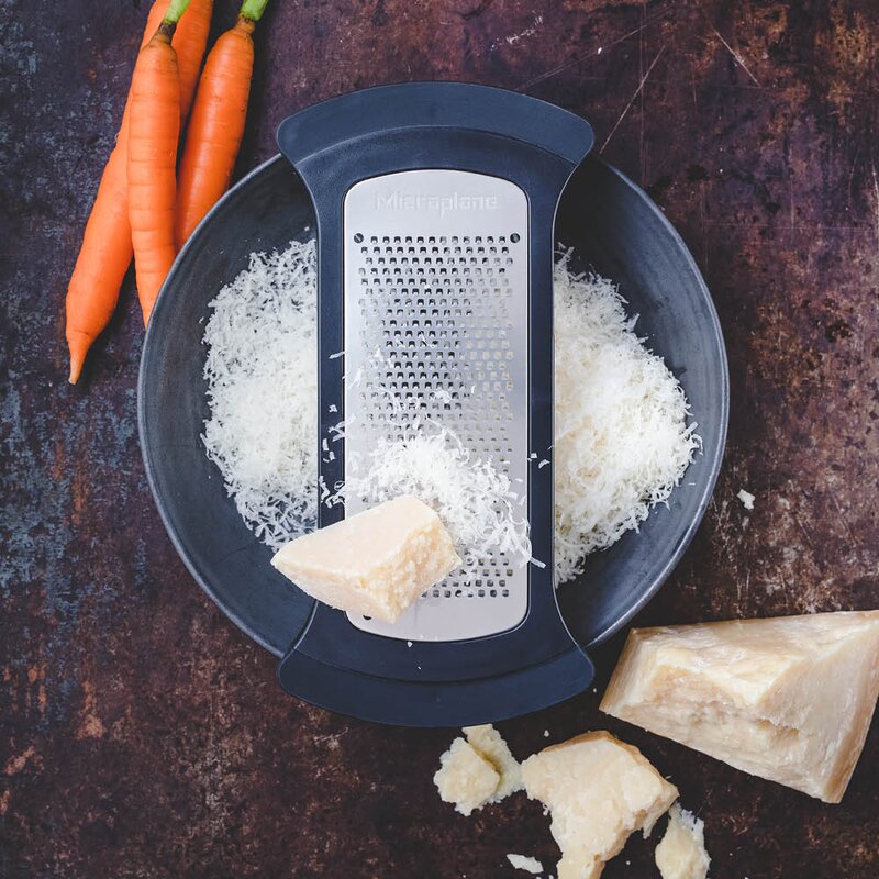 Microplane Bowl Grater rivjern til skål fint svart
