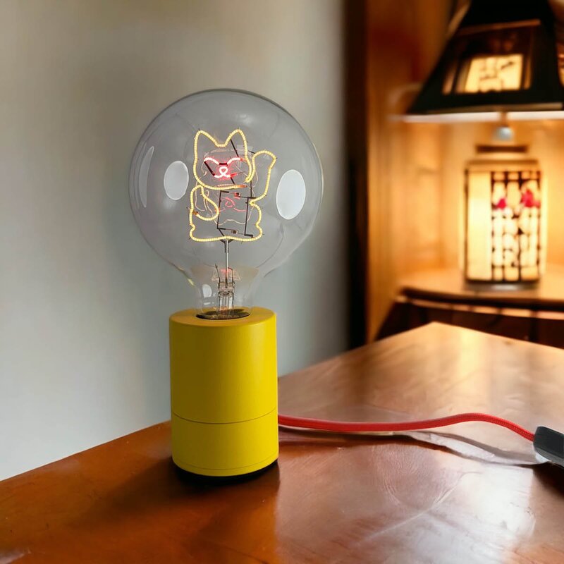 Elements Lighting MITB lyspære LED 17 cm Lucky Cat ravfarget/rød