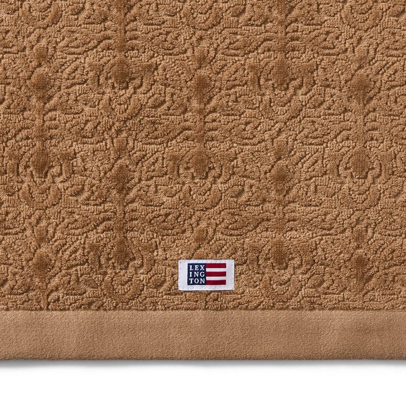 Lexington Velour jacquard ornament håndkle 70x130 cm fudge
