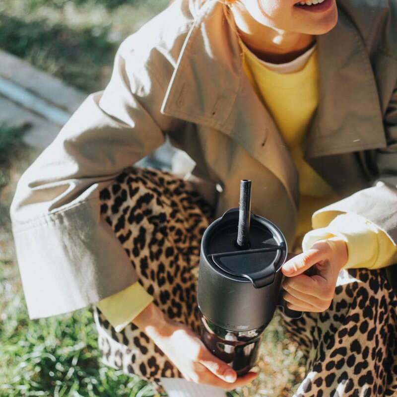 Klean Kanteen Rise Tumbler 77 cl med sugerørslokk svart