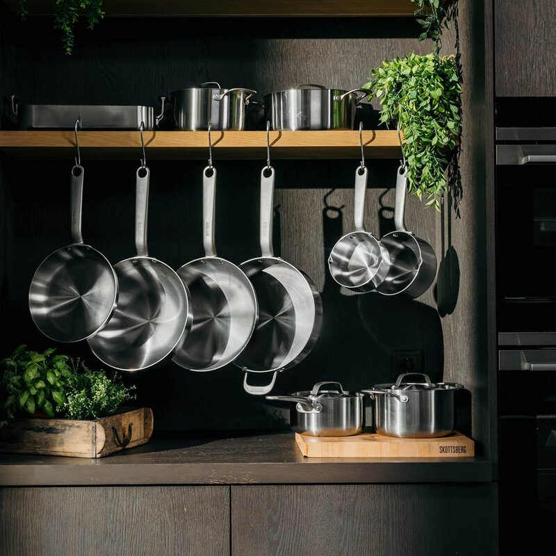 Skottsberg Kasserolle med lokk 18 cm/2,2L rustfritt stål