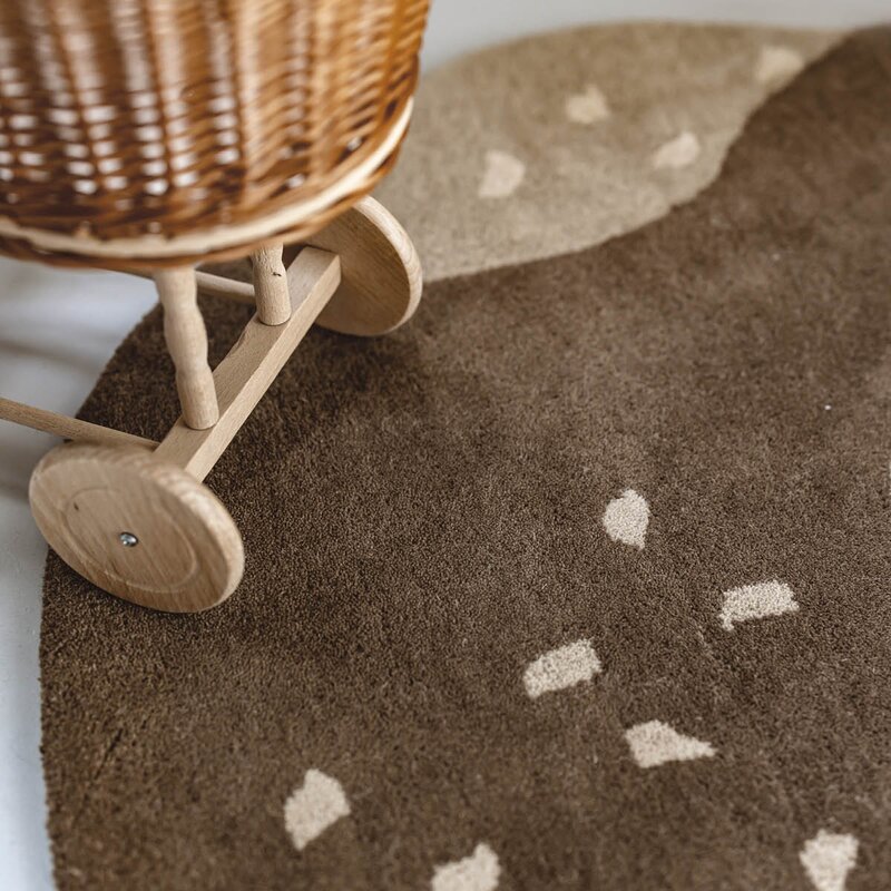 Lone Tepper Ugle ull gulvteppe 113x120 cm taupe