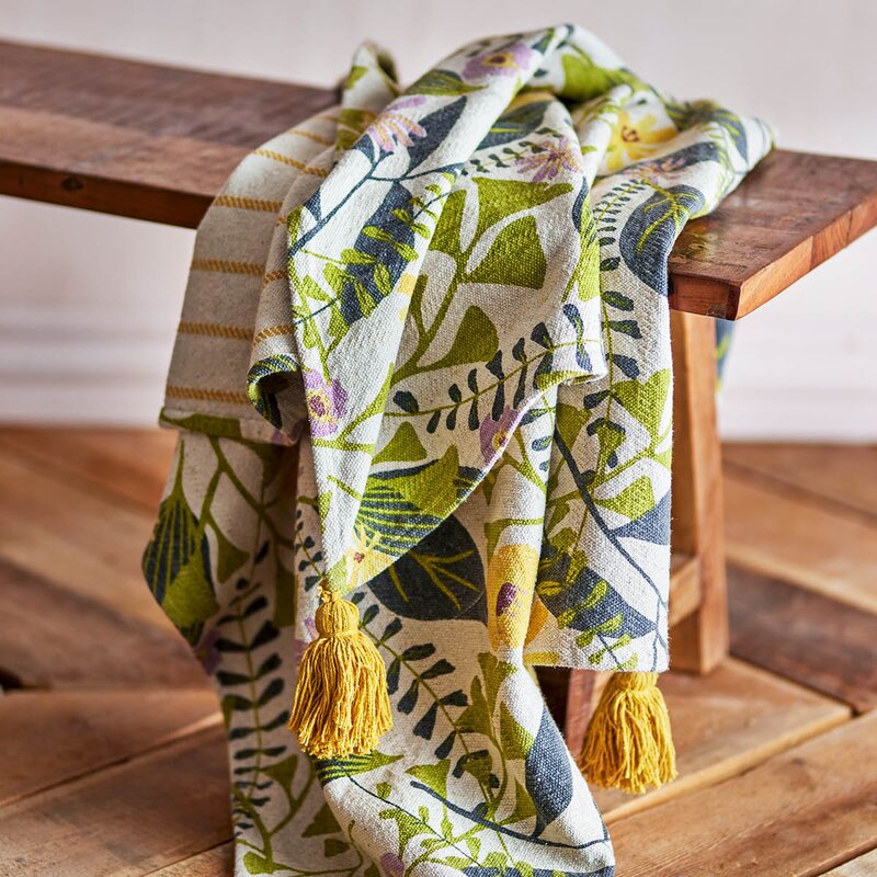 Creative Collection Camelie pledd 160x130 cm flerfarget