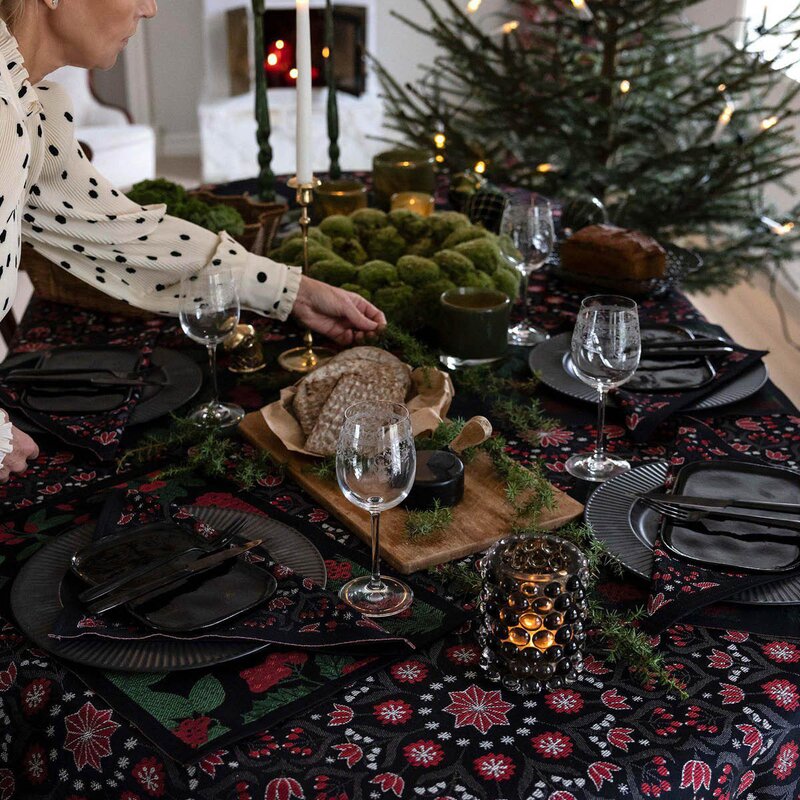 Ekelund Bettys Jul duk 145x250 cm rød