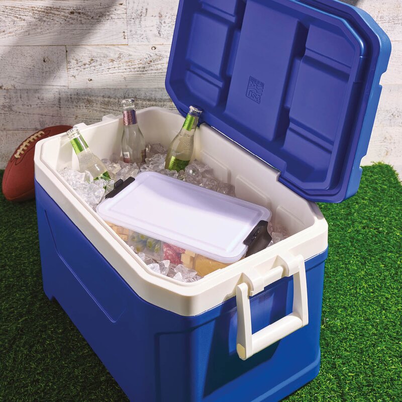 Farberware Snacklebox med 7 rom og plastbrett 20x33 cm hvit