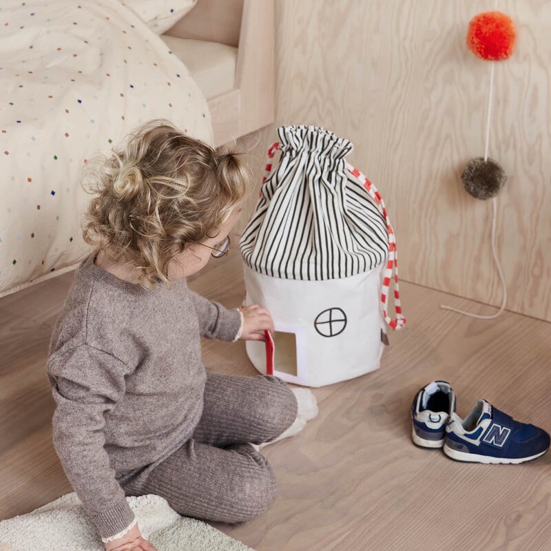 OYOY Koya oppbevaringskurv 26x26x40 cm Cherry red