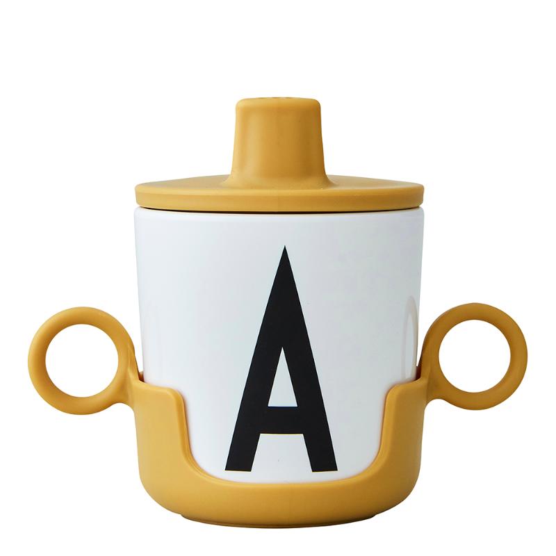 Design Letters Kids drikketut mustard